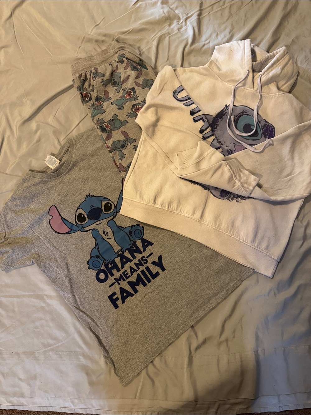 Grey Stitch Ohana Means Family Lounge Set